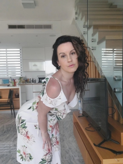 Sexy woman shows her body in the nude