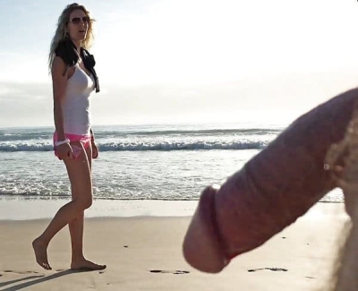 Girls' reaction to an exhibitionist's naked penis