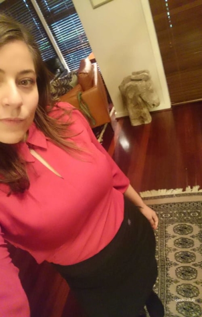 Busty chick takes intimate selfies