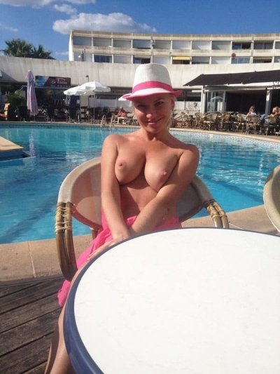 Girls on vacation