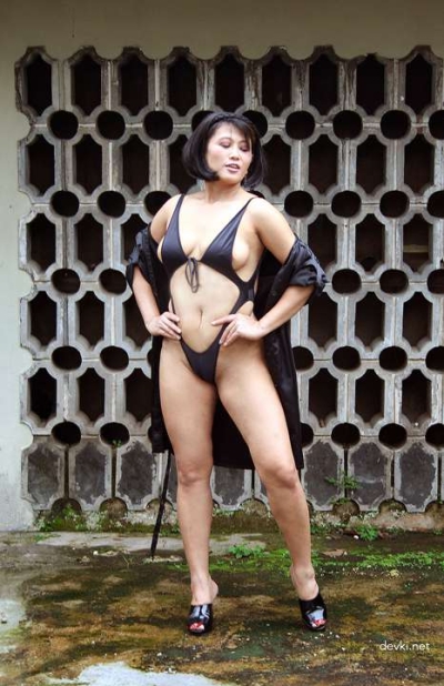 Collection of naked Asian girls